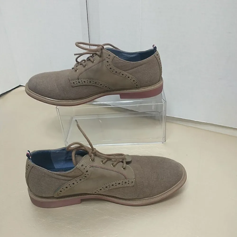 Tommy Hilfiger Michael Saddle Oxford Boy's Shoes SZ 4 brown.